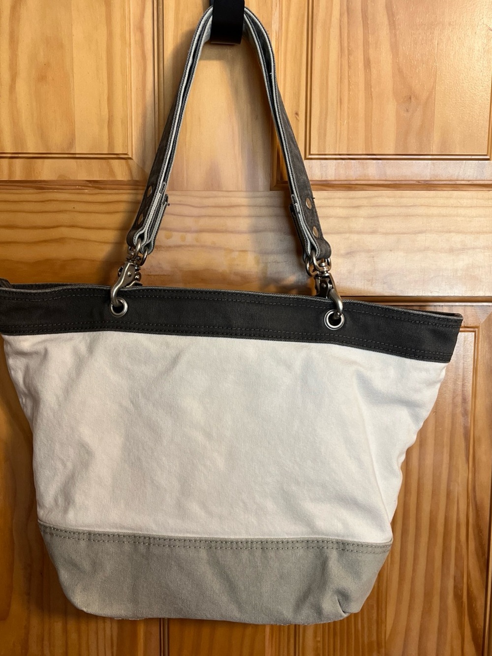 American Eagle Summer Tote Canvas Colorblock Tote Bag in Cream and Gray